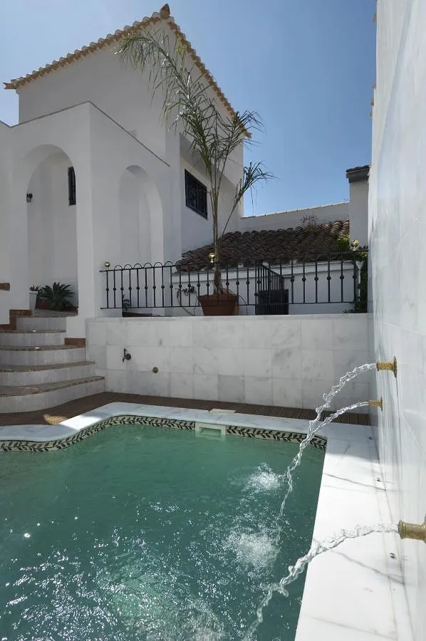 Ferienhaus für 8 Personen, mit Garten und Pool sowie Ausblick - 1
