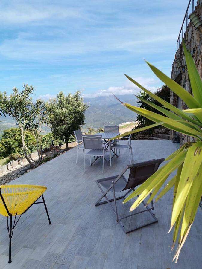 Appartement de vacances pour 2 personnes, avec vue et jardin