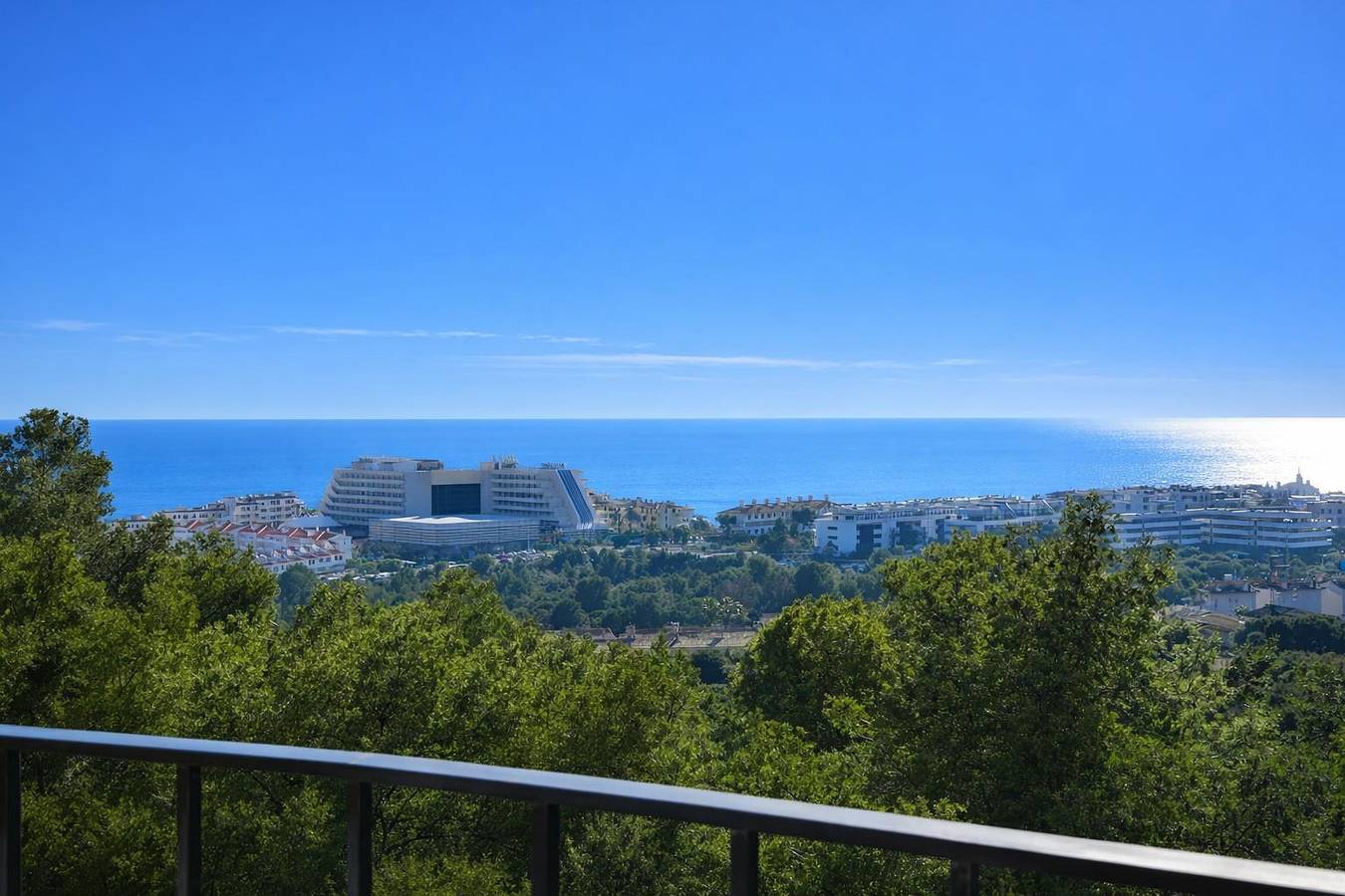 Villa Sitges Julia con estilo Americano Mejicano  muy cuidada Vista impresionante   Area muy tranquila in Sitges, Garraf