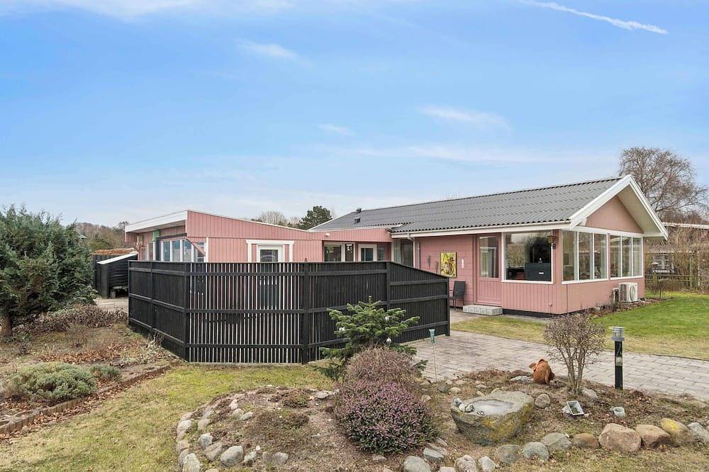 Relaxing holiday home close to the sea in Korsør, Südwestseeland