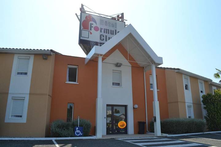 Hôtel pour 4 personnes, avec jardin et vue, animaux acceptés à Cenon - 3