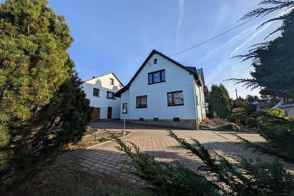 Ganze Wohnung, Ferienwohnung mit 2 Schlafräumen - Ferienwohnungen Am Waldweg in Auerbach, Chemnitz und Umgebung