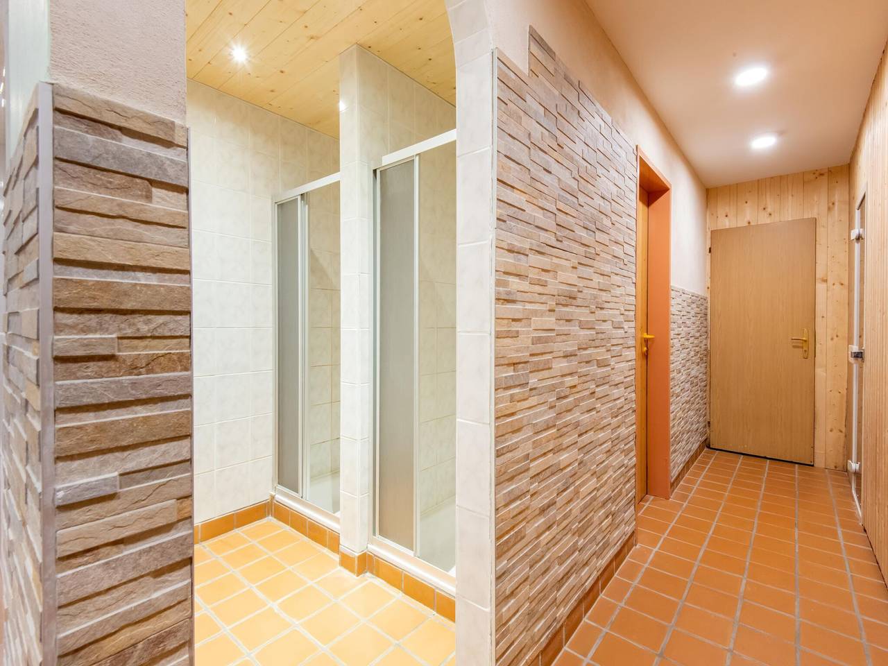 Ganze Wohnung, Chalet in Oberau nahe Skipisten in Wildschönau, Kitzbüheler Alpen