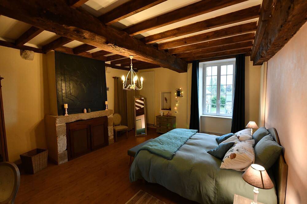 Appartement entier, Gîte studio/ Duplex de 45 à 90 m², charme de l'ancien datant de 1680 in Taden, Région de Dinan