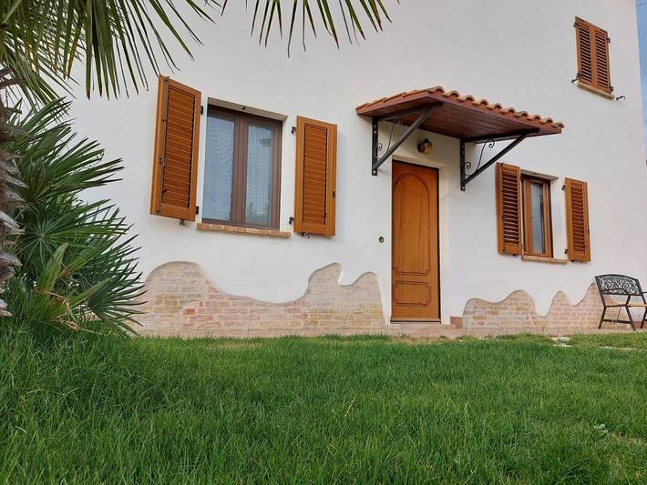 B&b per 2 persone, con panorama e giardino, con animali domestici in Porto San Giorgio