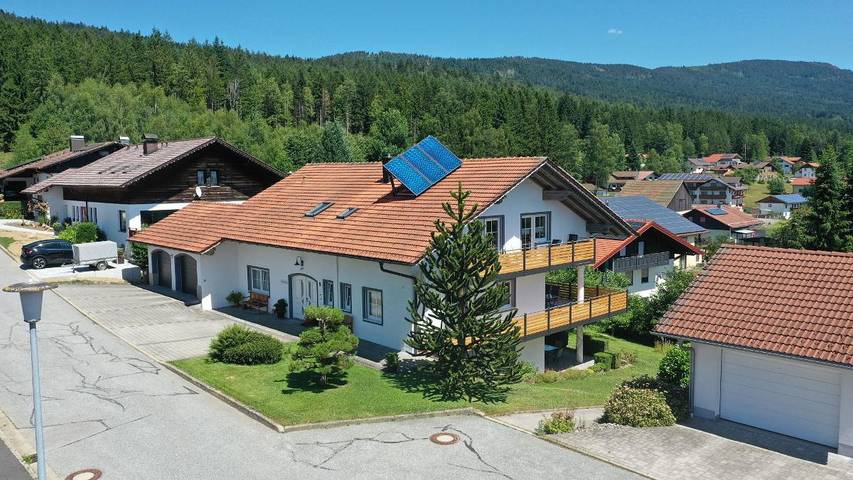Ferienwohnung für 6 Personen, mit Balkon und Balkon/Terrasse sowie Garten in Lamer Winkel
