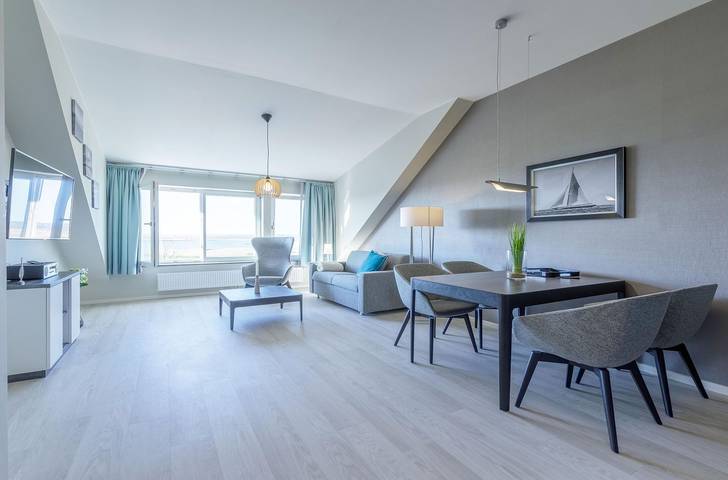 Ferienwohnung für 2 Personen, mit Sauna und Seeblick in Wustrow