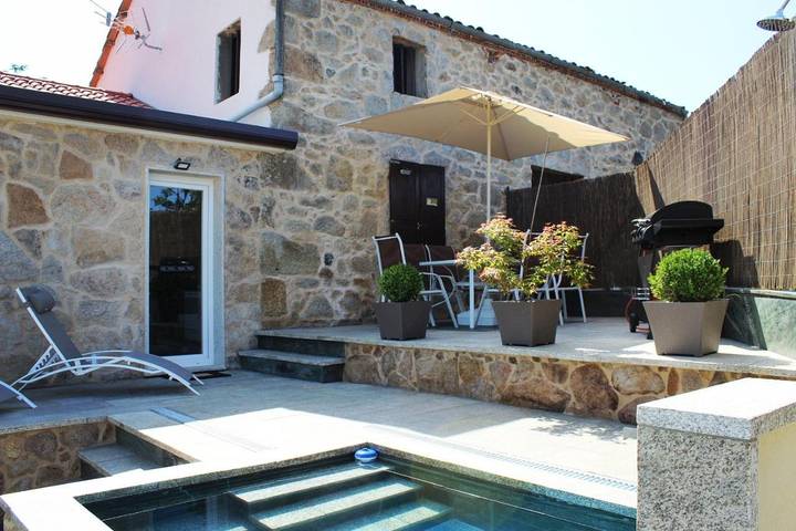 Chalet para 6 personas, con piscina además de vistas y jardín, Se admiten mascotas en Provincia de Lugo - 3