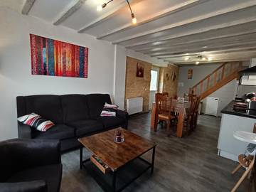 Gîte pour 4 personnes, avec vue et jardin, adapté aux familles à La Roque-Gageac