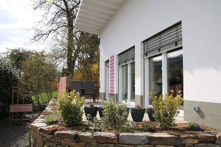 Ferienhaus für 4 Personen, mit Terrasse, mit Haustier an der Burg Eltz