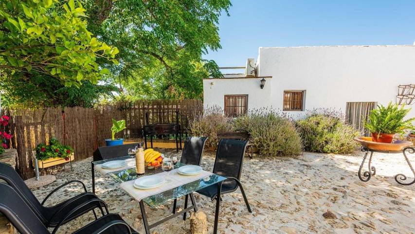 Casa rural para 8 personas, con Terraza además de Jardín y Piscina en Algarinejo - 4