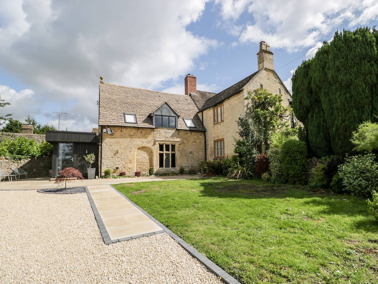 Suncroft in Gloucestershire
