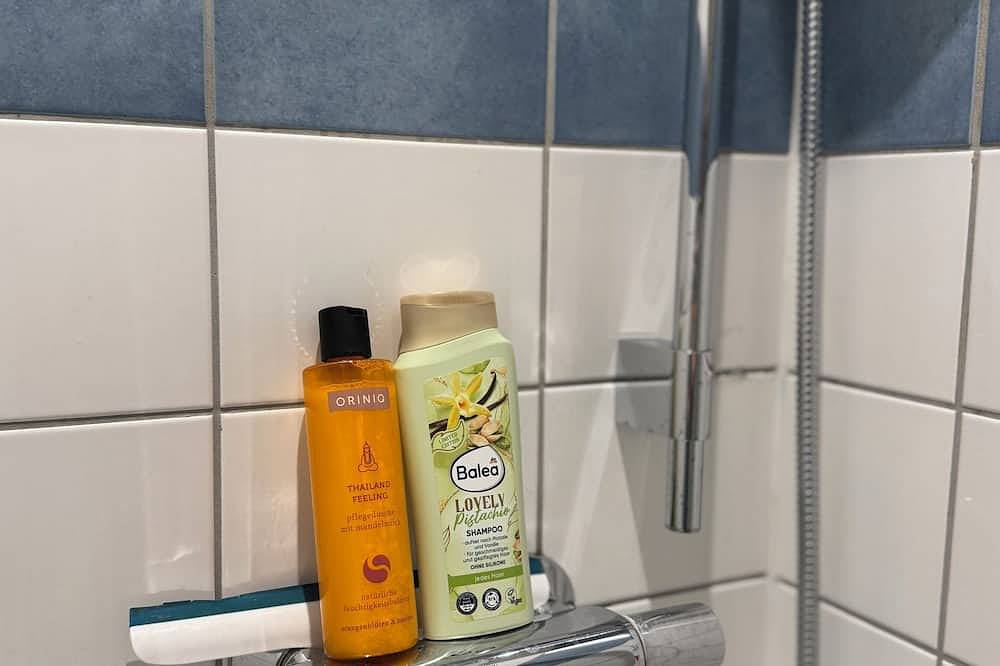 Ganze Wohnung, Gemütliches Loft in Duisburg direkt an der U79, Hauptbahnhof / Schnell in Dus in Duisburg, Niederrhein