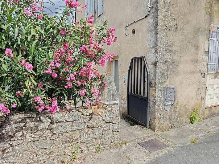 Gîte pour 4 personnes, avec terrasse à Béguey - 3