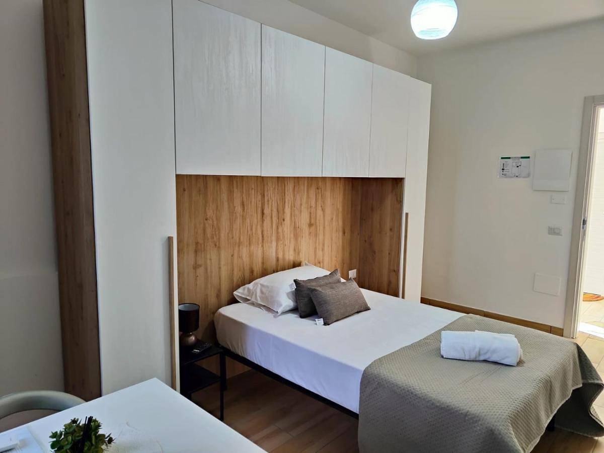 Queen Room with Balcony in Pontecagnano Faiano, Costa tirrenica Campania