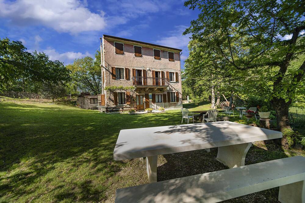 Ganze Wohnung, Dimora Forte San Marco - rustico con giardino in Caprino Veronese, Gardasee-Berge