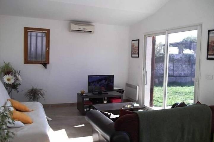 Location de vacances pour 3 personnes, avec jardin à Furiani - 2