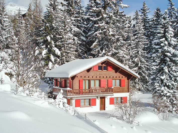 Ferienhaus für 12 Personen, mit Balkon und Ausblick sowie Sauna im Wallis