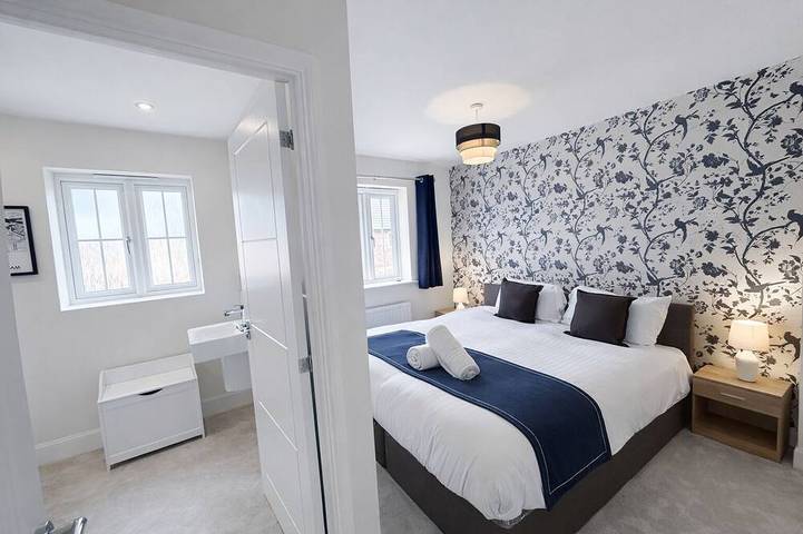 Ferienhaus-Business-Eigenes Badezimmer-Blick auf die Landschaft-Rudge House in Staffordshire