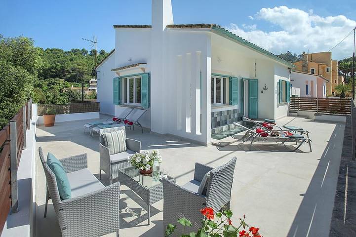Villa für 8 Personen, mit Garten und Pool sowie Balkon - 1