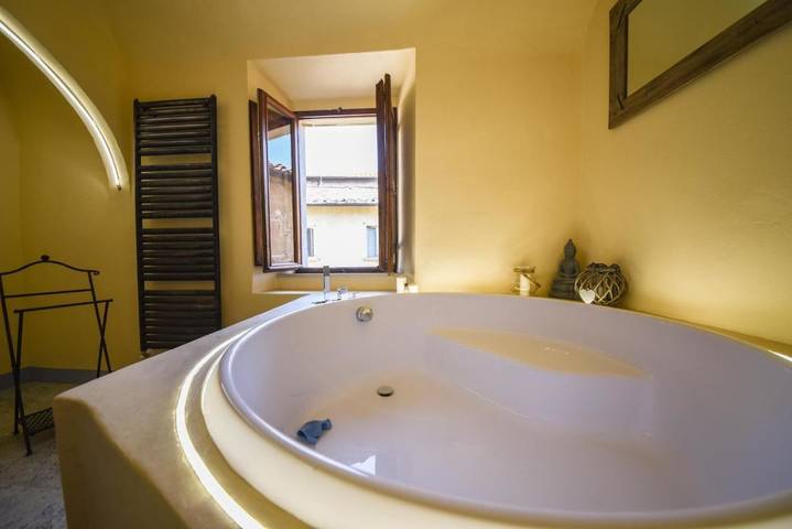Maison d’hôte pour 2 personnes, avec jacuzzi et sauna à Volterra - 2