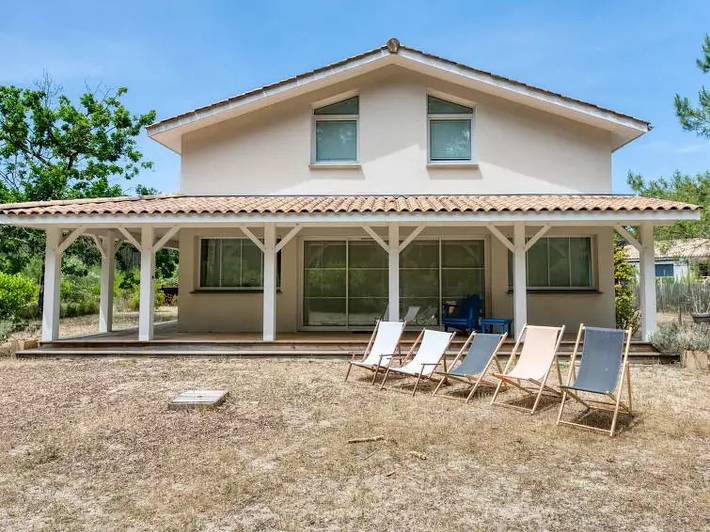 Villa pour 8 personnes, avec terrasse dans Lac de Lacanau