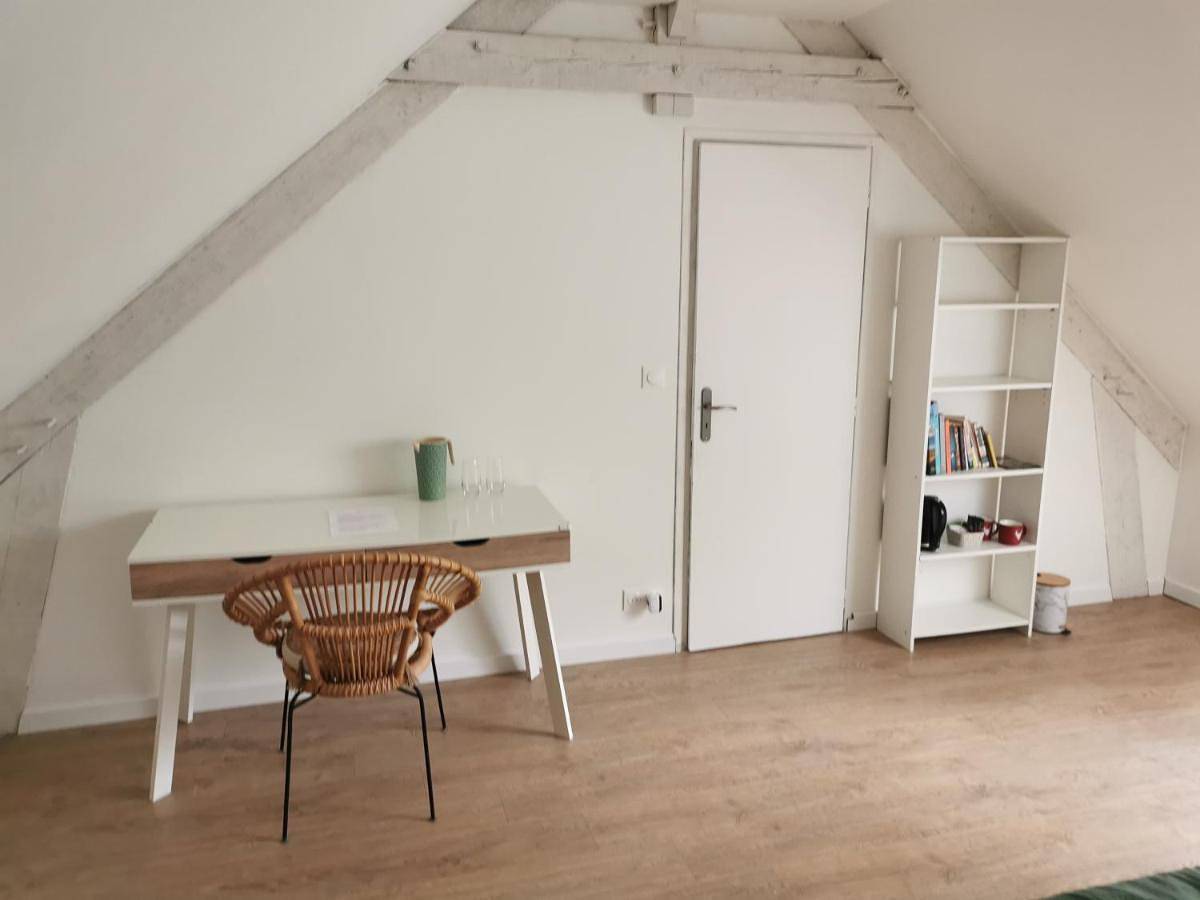 Appartement de vacances entier, Chambre proche circuit des 24h du Mans in Guécélard, Sarthe