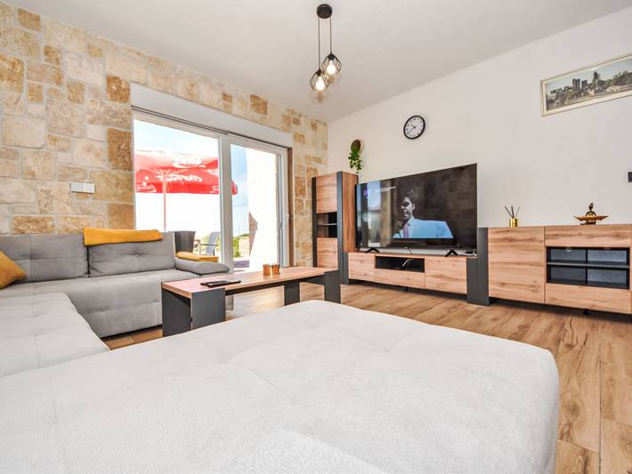 Ferienhaus für 8 Personen, mit Garten und Ausblick sowie Terrasse in Zadar - 3