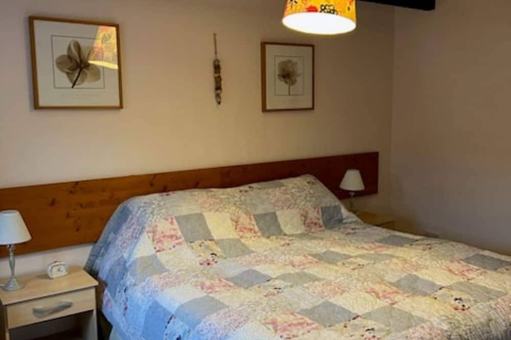 Stable Cottage -  spacious one level cottage with private courtyard. in Scottish Borders