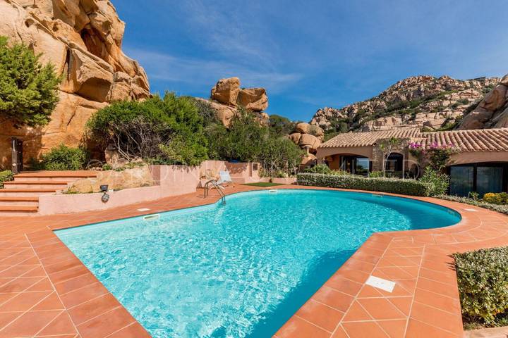 Ferienhaus für 5 Personen, mit Terrasse und Garten sowie Pool in Costa Paradiso - 2