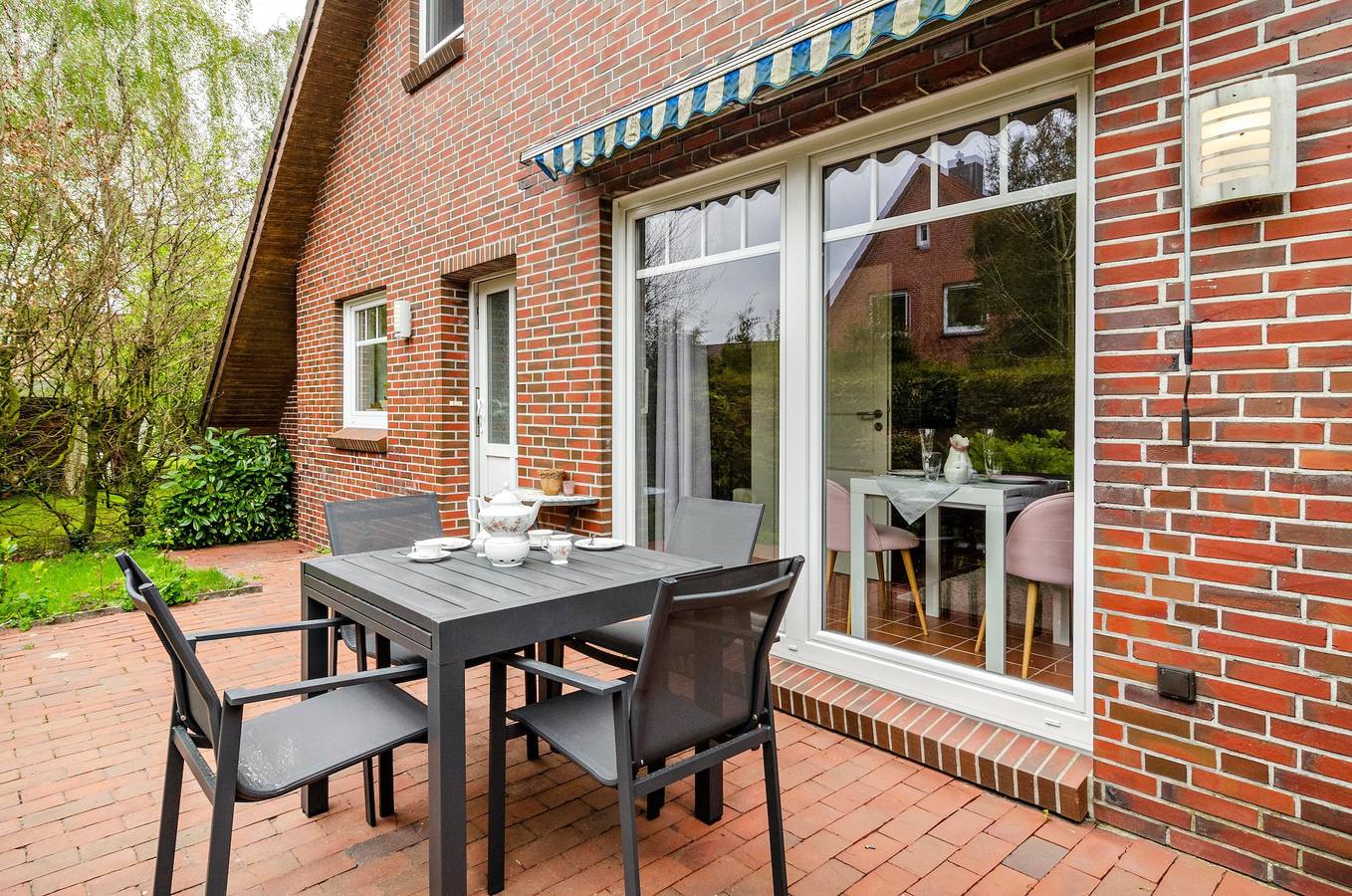 Ferienhaus 'Zeit Und Meer Hooksiel' mit privater Terrasse, privatem Garten und Wlan in Hooksiel, Wangerland