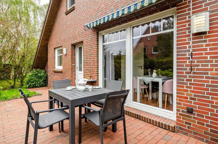 Ferienhaus 'Zeit Und Meer Hooksiel' mit privater Terrasse, privatem Garten und Wlan in Hooksiel, Wangerland
