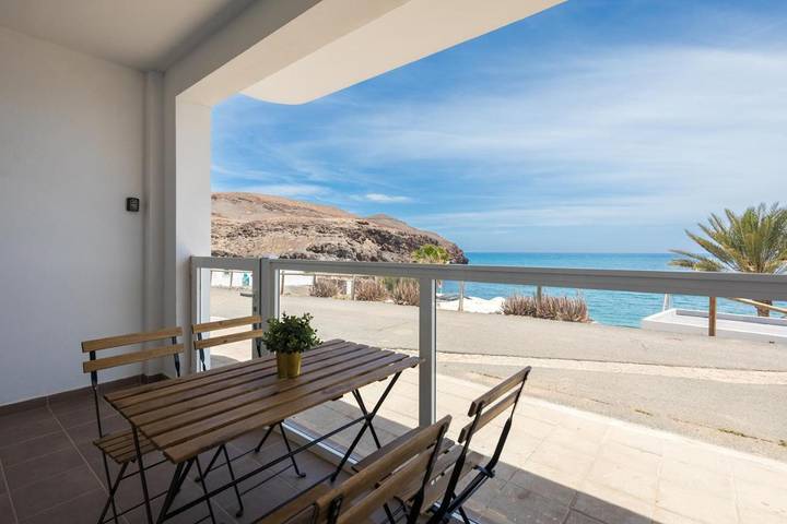 Gîte pour 4 personnes, avec vue et terrasse à La Lajita