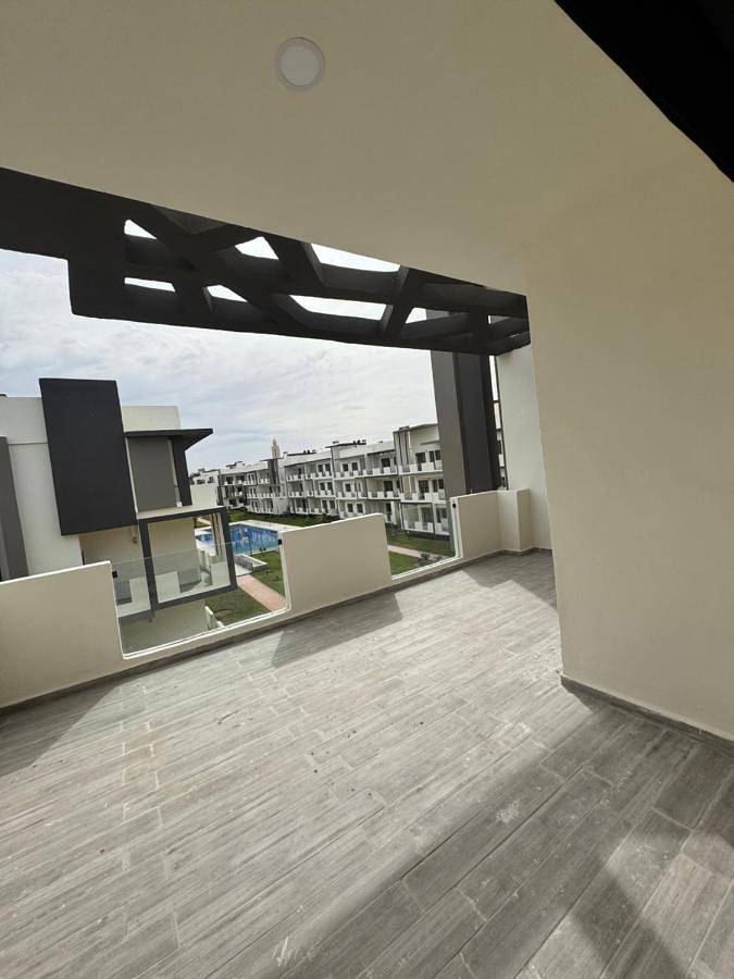 Gîte pour 6 personnes, avec terrasse et piscine, animaux acceptés dans Dar Bouazza - 4