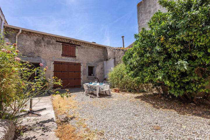 Location de vacances pour 8 personnes, avec jardin à Colombiers - 3