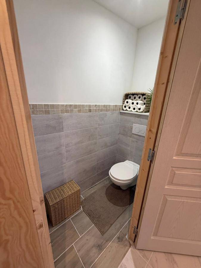 Location de vacances pour 8 personnes, avec terrasse dans Mecquignies - 4