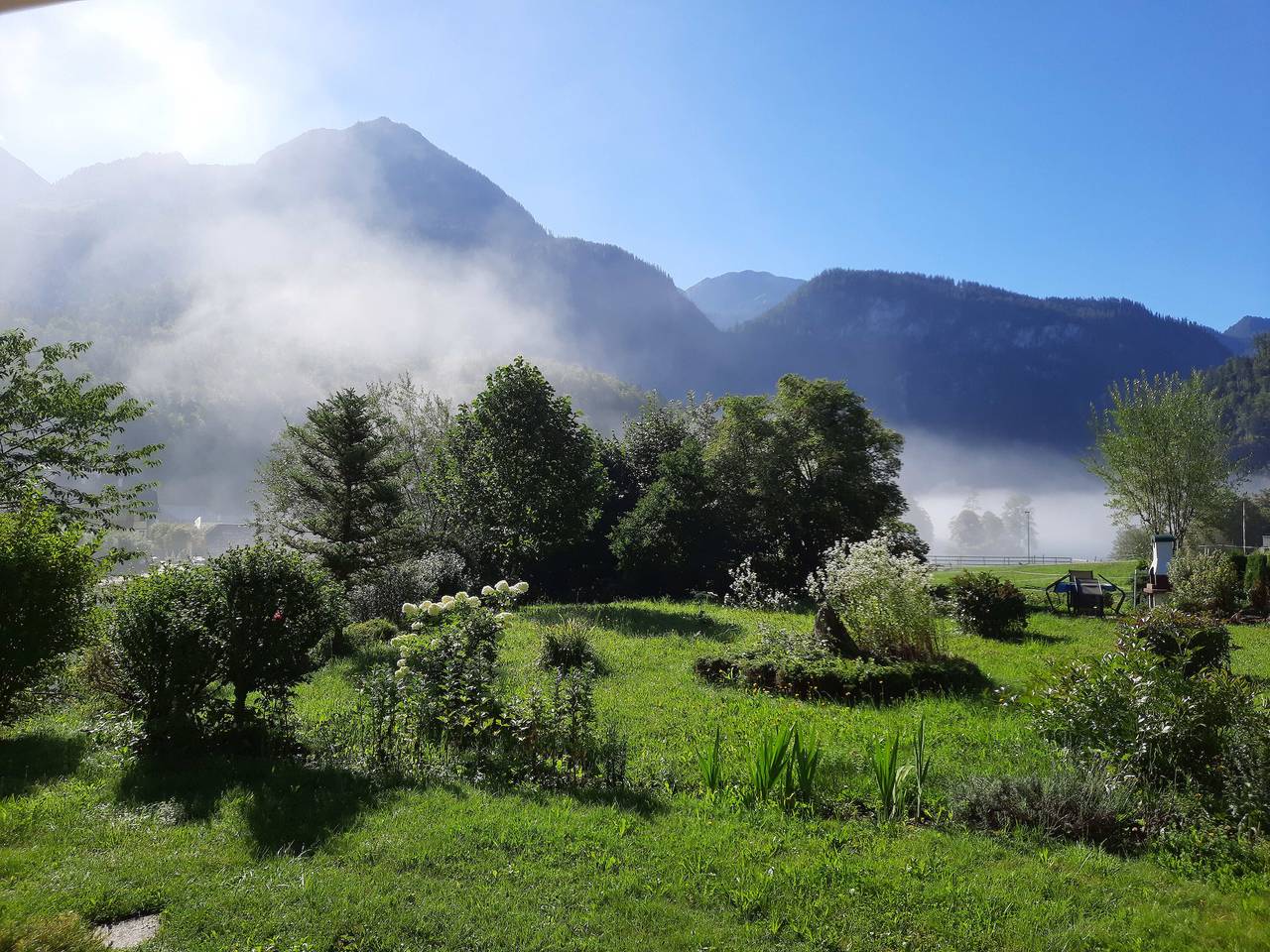 Entire apartment, Apartment 'Haus Am See - Jenner' with Lake View, Private Terrace and Wi-Fi in Schönau (Koenigssee), Berchtesgarden Alps