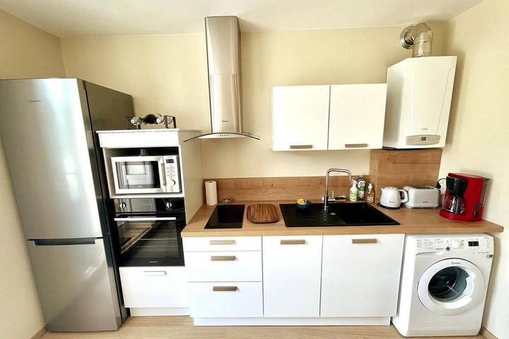 Gîte pour 3 personnes, avec terrasse et jardin à Valognes - 4