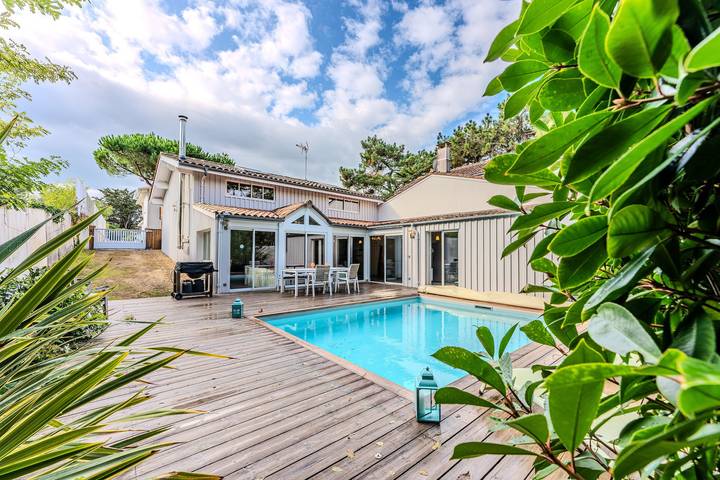 Villa 'Centre Cap Ferret Ref 40' avec piscine privée, terrasse privée et Wi-Fi in Lège-Cap-Ferret, Région d'Arcachon