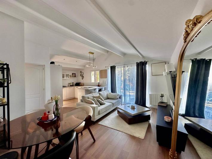 Maison de vacances pour 4 personnes, avec Terrasse et Jardin à Montmagny