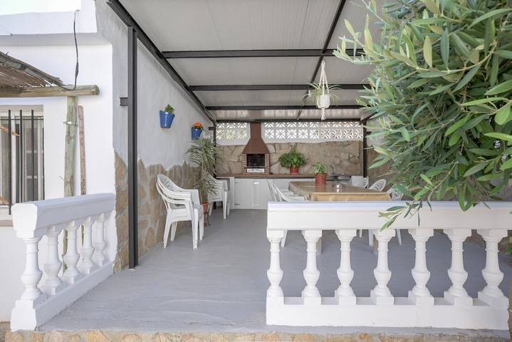Klimatisiertes Ferienhaus "Casa Buganvilla" mit Terrasse & WLAN in Conil de la Frontera, Costa de la Luz