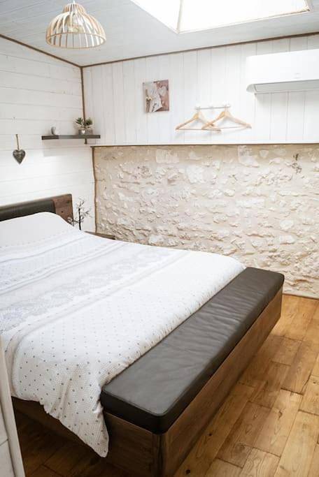 Location de vacances pour 4 personnes, avec sauna et piscine ainsi que jacuzzi et terrasse à Saint-Antoine-de-Breuilh - 2