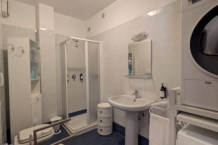 Ganze Wohnung, Arona Lake Maggiore Via San Luigi Apartment in Arona (Lago Maggiore), Arona Gemeinde
