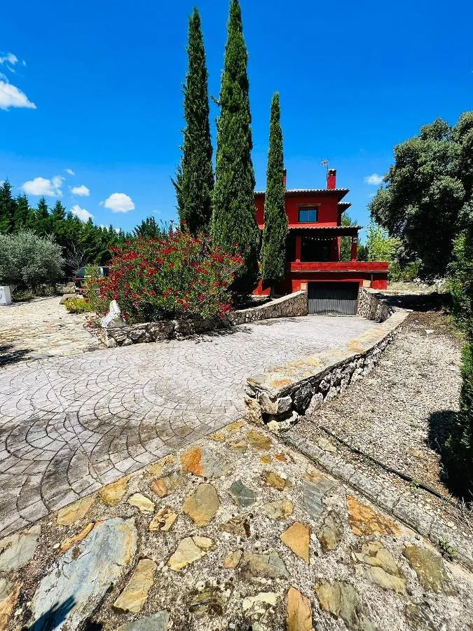 Maison de vacances pour 12 personnes, avec terrasse ainsi que vue et piscine, animaux acceptés - 1
