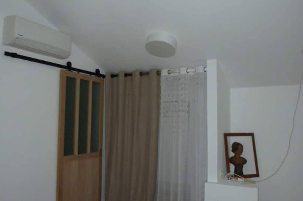 «Lieu-Dit» Duplex 37m2 Climatisé-Parking-Jardinet in Poitiers, Vienne (France)