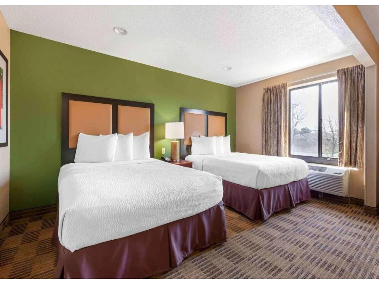 Apartamento entero, 2 Camas Matrimoniales | Para No Fumadores, Cocina in Lisle, Condado de DuPage