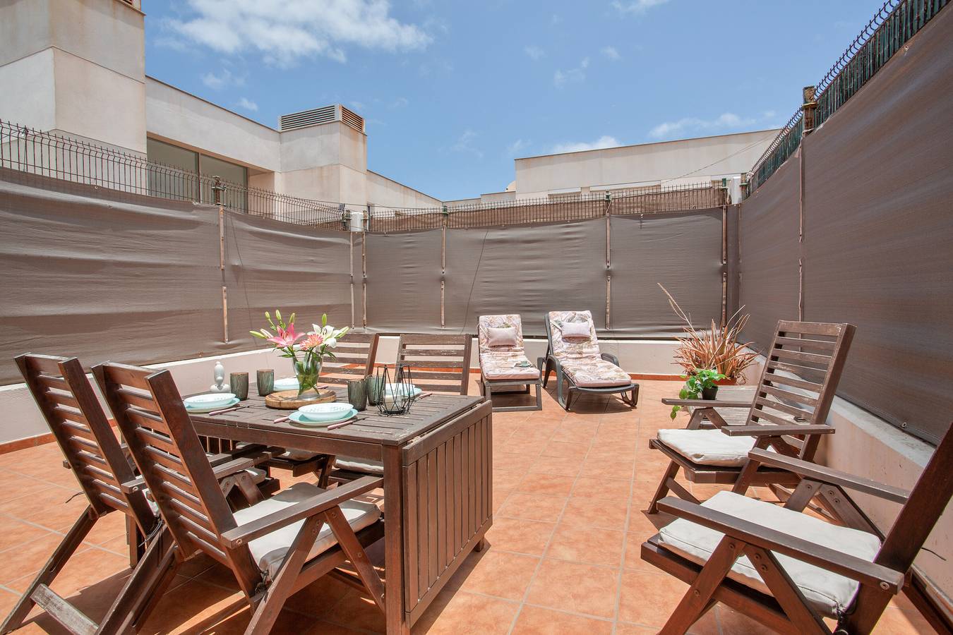 Geheel appartement, Vakantie Appartement 'Native Coconut House' met Privé Terras en Wi-Fi in Puerto de Corralejo, La Oliva