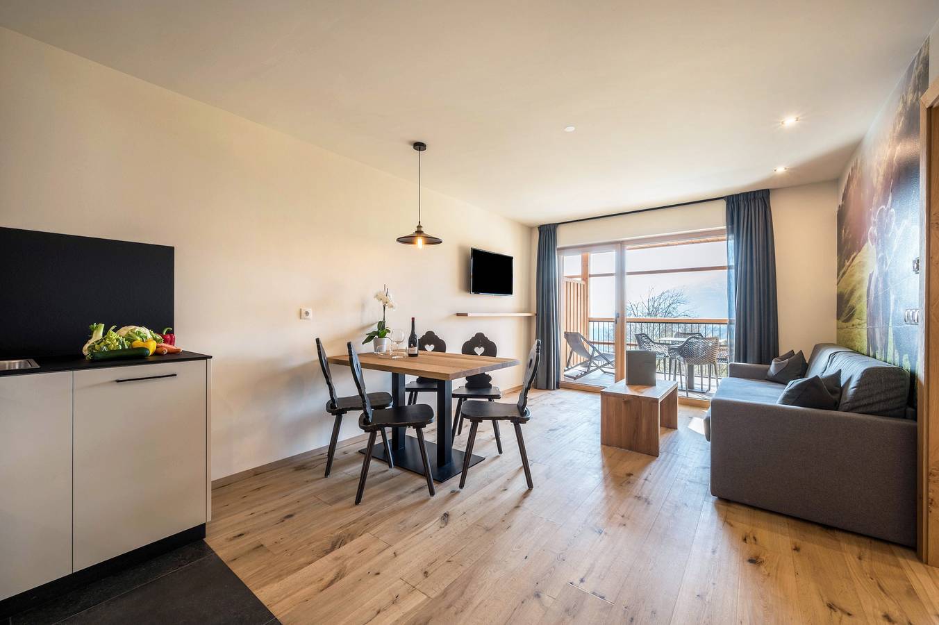 Ganze Wohnung, Ferienwohnung "Leierhof Karlotta" mit Blick auf die Berge in Gifen, Rodeneck