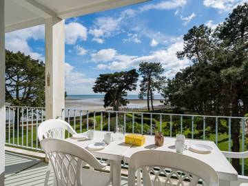 Gîte pour 6 personnes, avec balcon dans Plage de Beaumer