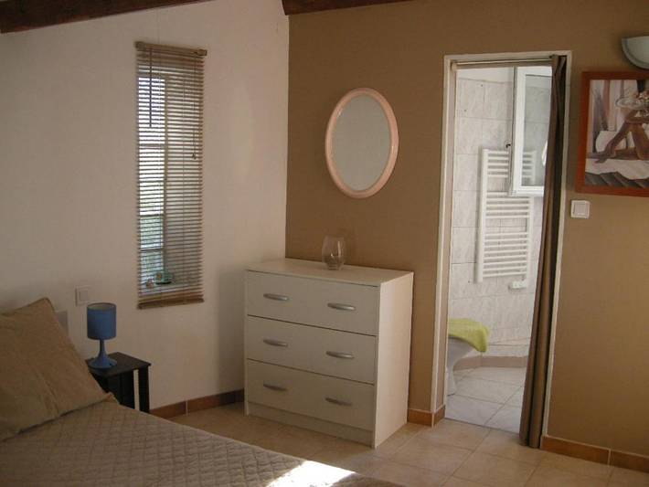 Location de vacances pour 7 personnes, avec piscine et jardin ainsi que vue et bassin pour enfant à Saint-Zacharie - 2